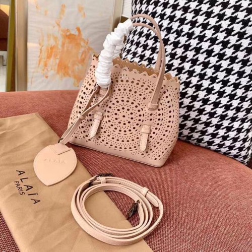 Alaia Opengewerkte originele lederen draagtas A3658 Nude