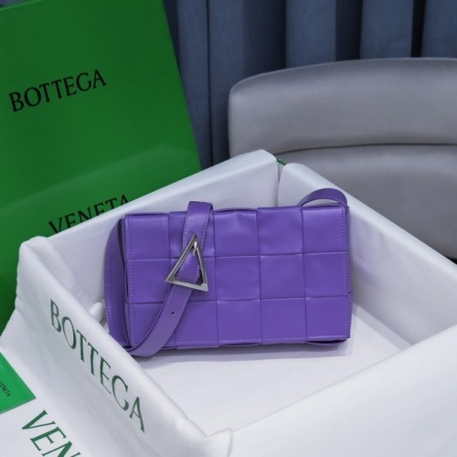 Bottega Veneta CASSETTE 018101 Lavendel