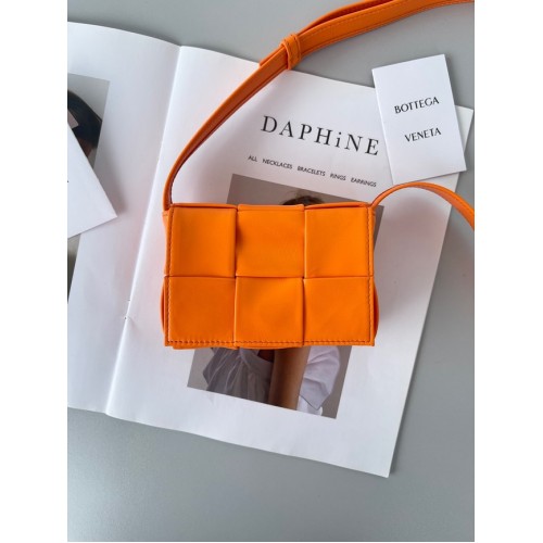 Bottega Veneta Snoepcassette 666688 oranje