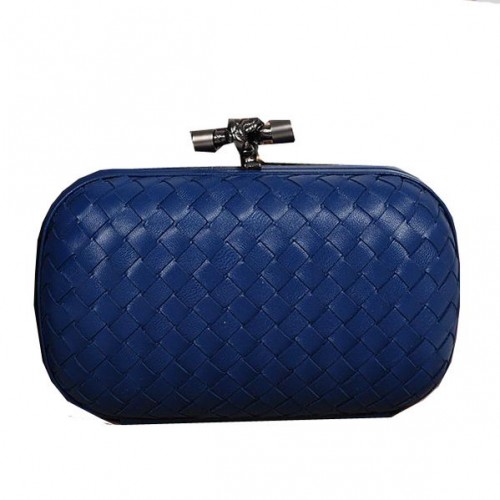 Bottega Veneta Intrecciato Schapenvacht Impero Ayers Knot Clutch 11308 Royal Blue