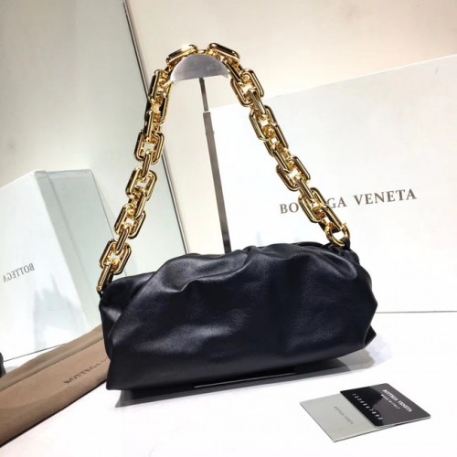 Bottega Veneta Nappa lamsleer zachte schoudertas 620230 zwart