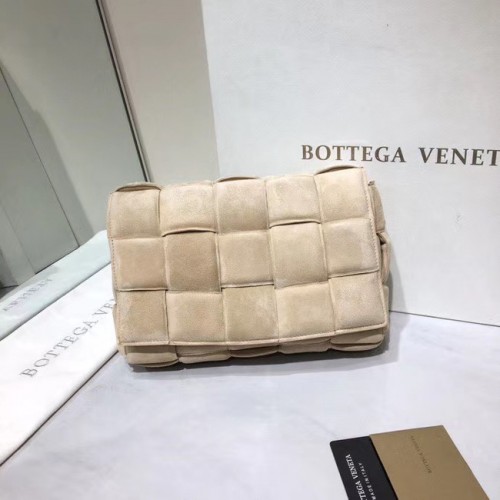 Bottega Veneta GEVOERDE CASSETTETAS suède 591970 Gips