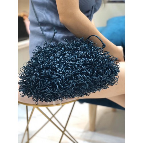 Bottega Veneta Schoudertas 576227 blauw