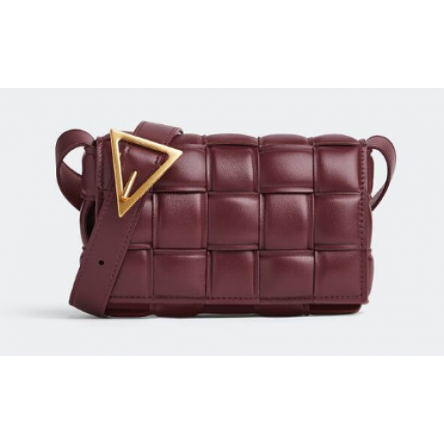 Bottega Veneta kleine gevoerde cassette 717506 Barolo