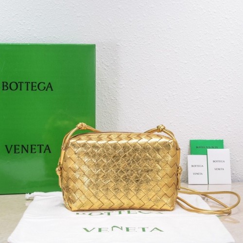 Bottega Veneta Small intrecciato leren schoudertas 680255 goud