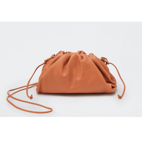 Bottega Veneta HET MINI-TASJE 585852 Klei