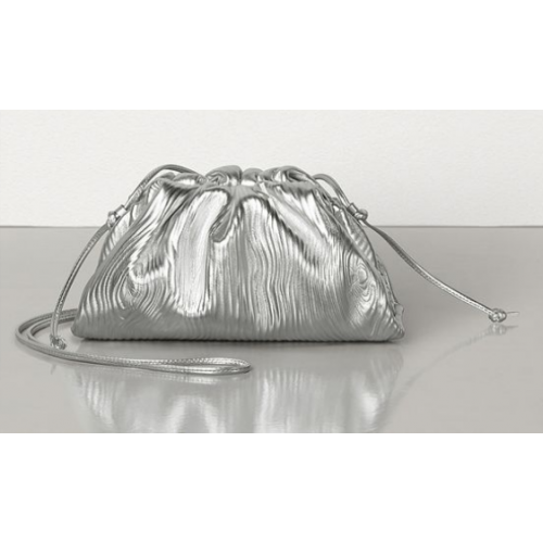 Bottega Veneta HET MINI-TASJE 585852 SILouis VuittonER