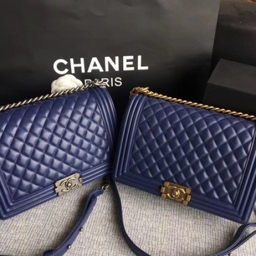 Boy Chanel Flap Bags Origineel Schapenleer A67088 Blauw
