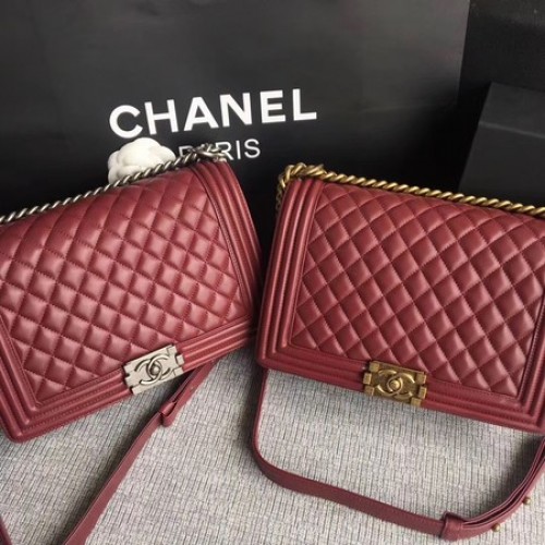 Boy Chanel Flap Bags Origineel Schapenleer A67088 Wijnrood