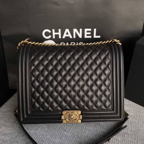 Boy Chanel Flap Schoudertas Zwart Origineel Schapenleer A67087 Goud
