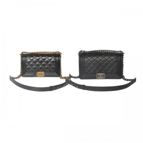 Boy Chanel Flap schoudertas helder leer A67086 zwart