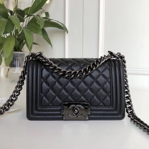Boy Chanel Flap Schoudertas Leer A67085 zwart