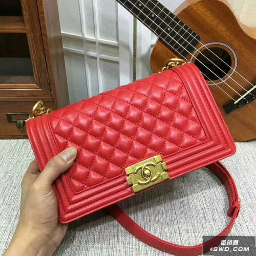 Boy Chanel Flap Schoudertas Schapenleer 67086A Rood