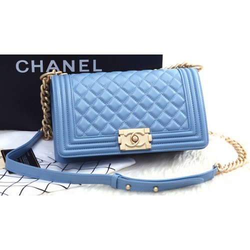 Boy Chanel Flap schoudertas hemelsblauw schapenvacht leer A67086 goud