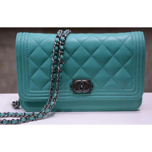 Boy Chanel mini Flap Bags Schapenleer A33815 Hemelsblauw
