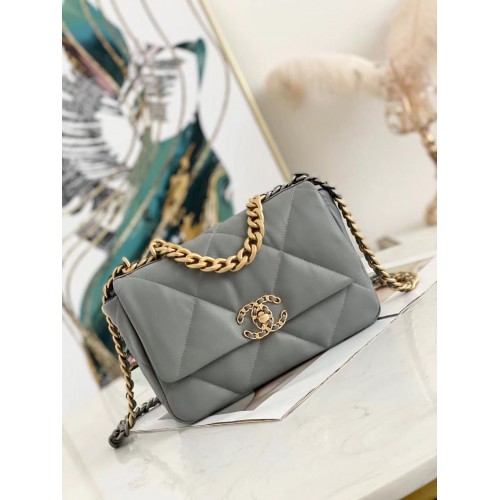 CHANEL 19 Flap Bag AS1160 AS1161 AS1162 grijs