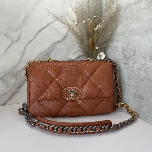 CHANEL 19 Flap Bag Originele slangenhuid flap bag AS1160 Camel