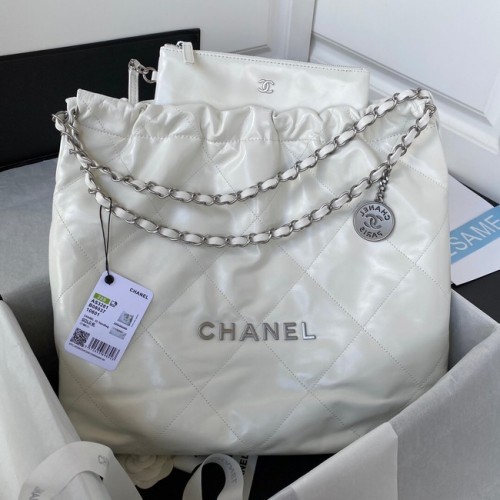 CHANEL 22 HANDTAS Kalfsleer zilverkleurig metaal AS3261 wit