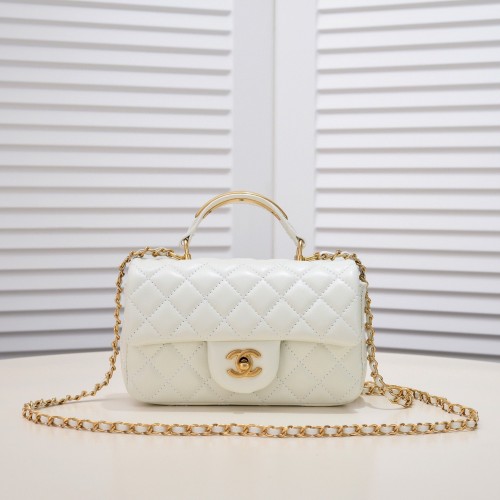CHANEL 22B mini CF flap bag met gouden hardware handvat aan de bovenkant AS2431 Wit
