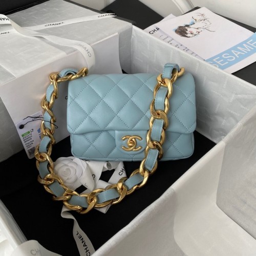 CHANEL FLAP TAS AS3214 lichtblauw