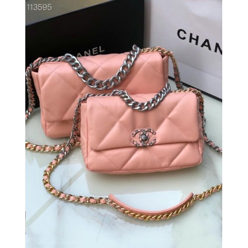 CHANEL Lamsvacht 19 Flap Bag AS1160 AS1161 lichtroze
