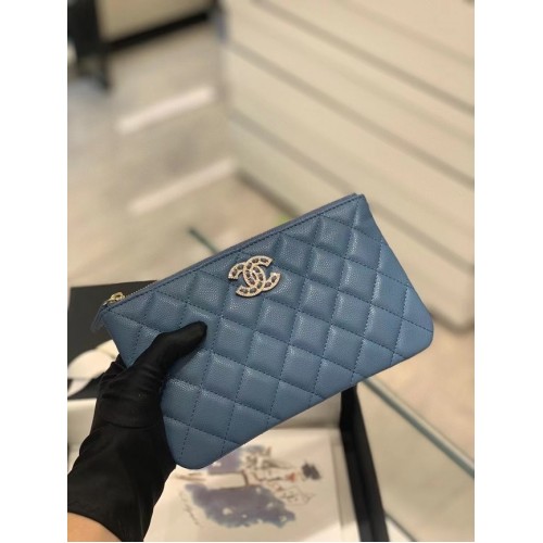 CHANEL KLEIN ZAKJE Kaviaar kalfsleer goudkleurig metaal AP2968 blauw