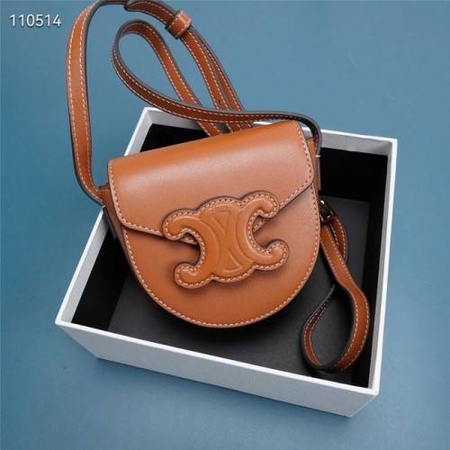 Celine FOLCO CUIR TRIOMF IN GLAD KALFSLEER 10J303 TAN