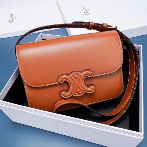 Celine TEEN CLASSIC BAG IN BOX KALFSLEER 199223 TAN