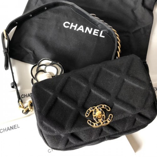 Chanel 19 Bodypack AS1163 zwart