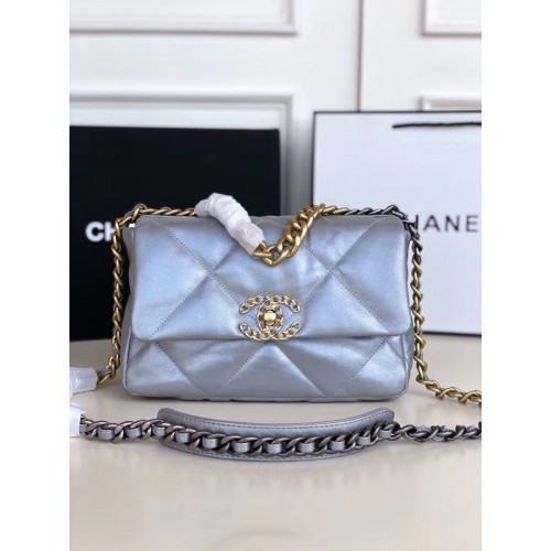Chanel 19 kleptas AS1160 zilver