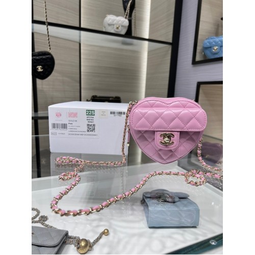 Chanel 2022S Love Heart mini Lambskin Crossbody Chain Bag AO2784 roze