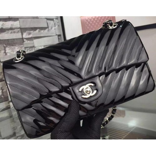 Chanel 2.55 Series Flap Bag Zwart Patent Chevron Leer A5023 Zilver