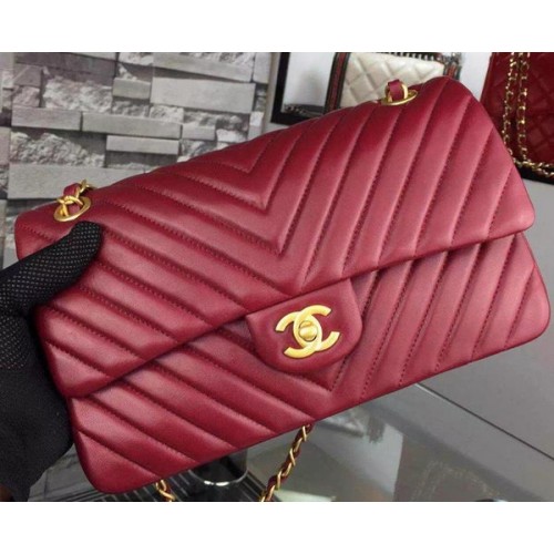Chanel 2.55 Series Flap Bag Burgundy Lambskin Chevron Leer A5023 Goud