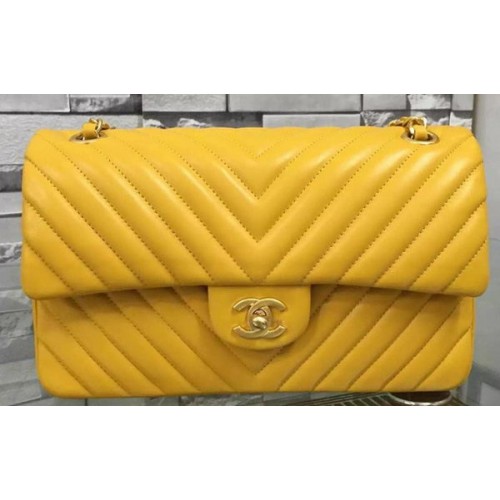 Chanel 2.55 Series Flap Bag Geel Lamsleer Chevron Leer A5023 Goud