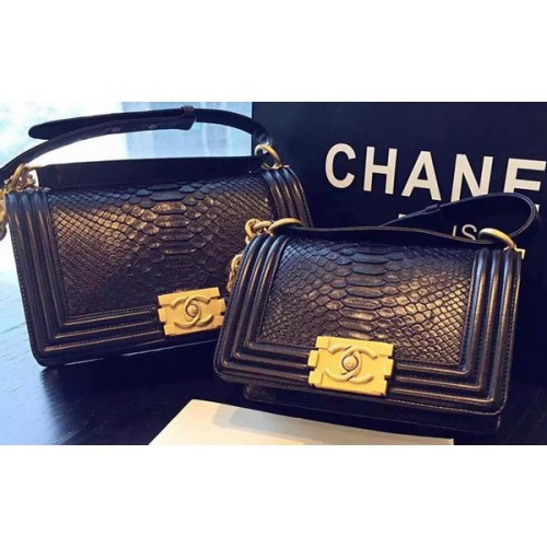Chanel Boy Flap Schoudertas Zwart Python Leer A66094 Goud