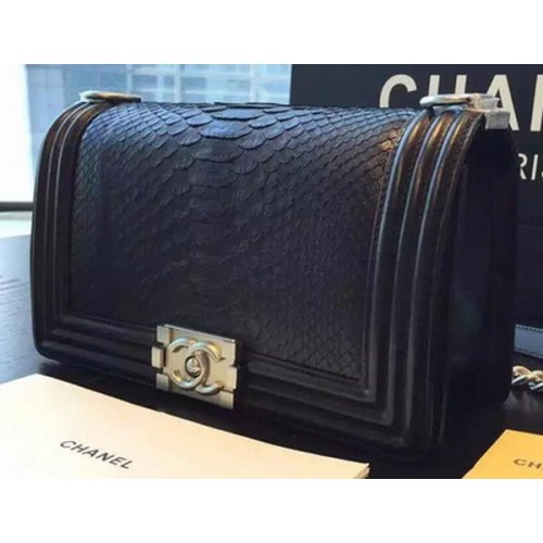 Chanel Boy Flap Schoudertas Zwart Python Leer A66095 Zilver