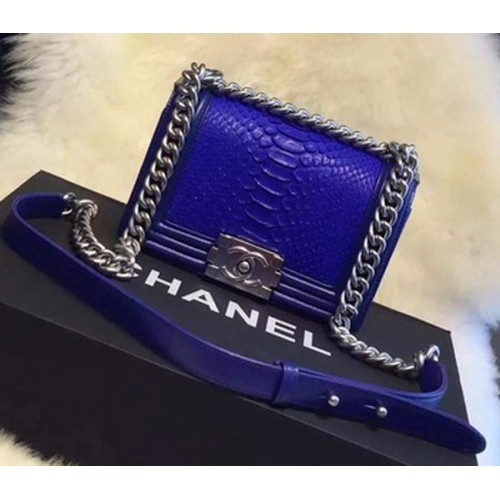 Chanel Boy Flap Schoudertas Python Leer A66094 Royal