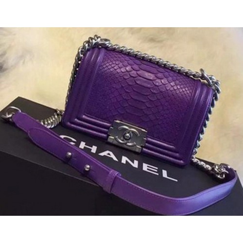 Chanel Boy Flap Schoudertas Python Leer A66094 Violet