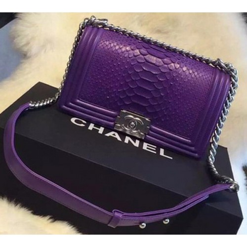 Chanel Boy Flap Schoudertas Violet Python Leer A66095 Zilver