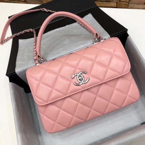 Chanel CC originele flaptas met lamsleer aan de bovenkant 92236 roze en zilverkleurig metaal