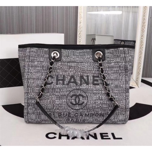 Chanel canvas boodschappentas Kalfsleer zilverkleurig metaal A23556 grijs