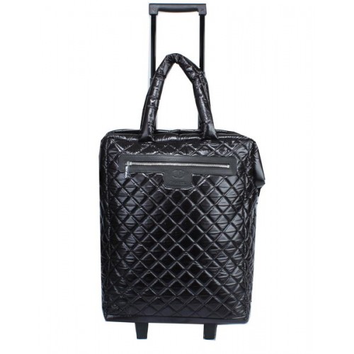 Chanel CoCo Cocoon gewatteerde nylon trolleykoffer A90184 zwart