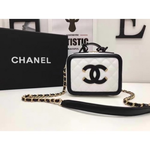 Chanel Toilettas Origineel Cannage Patroon A93341 Wit