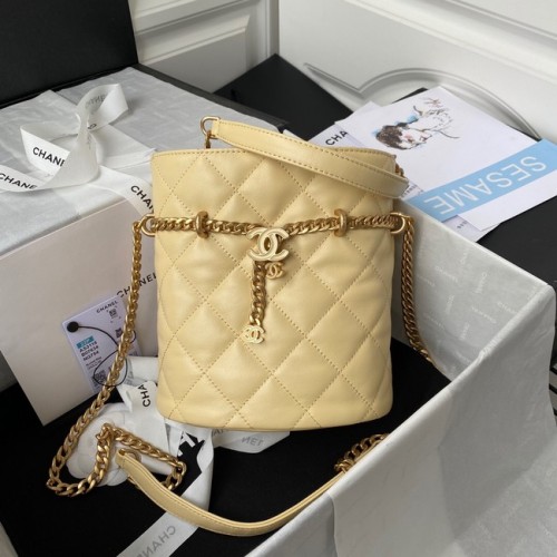 Chanel Drawstring Bag Gold Metal AS3116 geel