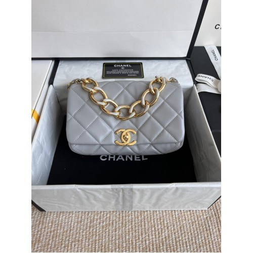 Chanel FLAP BAG Lamsleer goudkleurig metaal AS3366 grijs