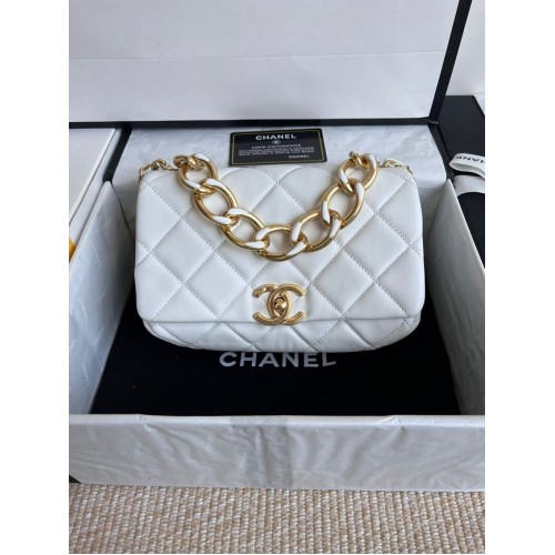 Chanel FLAP BAG Goudkleurig lamsleer AS3366 wit