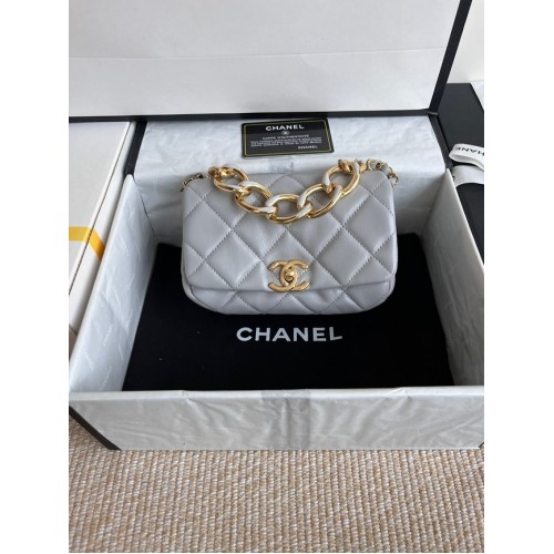 Chanel FLAP BAG Lamsleer Goudkleurig Metaal AS3375 grijs