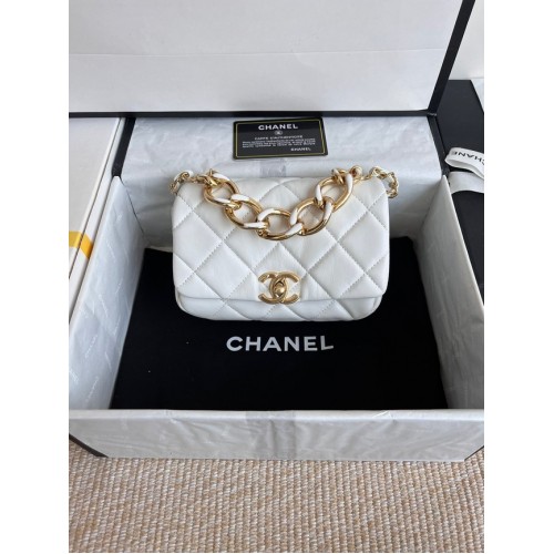 Chanel FLAP BAG Goudkleurig lamsleer AS3375 wit