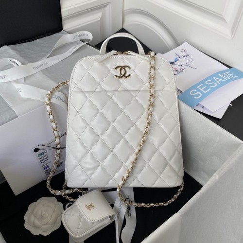 Chanel rugzak van goudkleurig lamsleer AS3332 wit