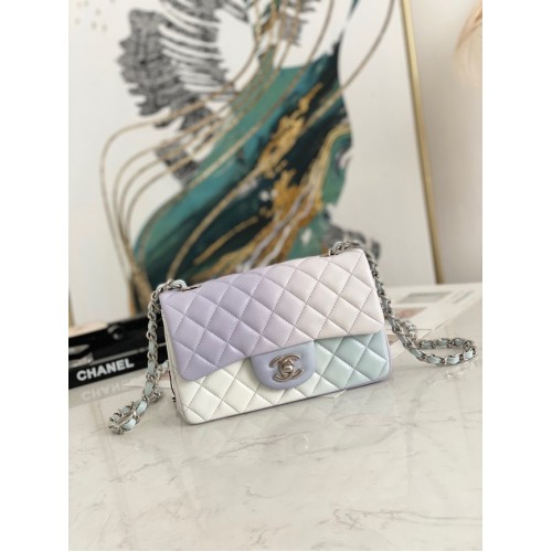 Chanel Flap Mirage schoudertas van lamsleer AS1116 wit